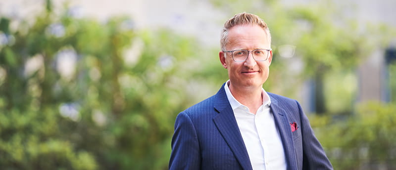 Stephan Bahns: Vorstand DIS AG Stephan Bahns: Vorstand DIS AG